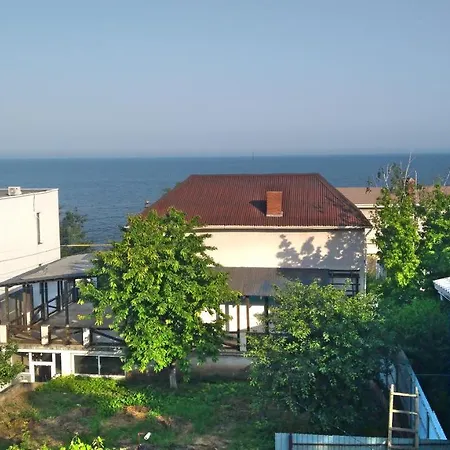 уютный дом у моря Guest house *